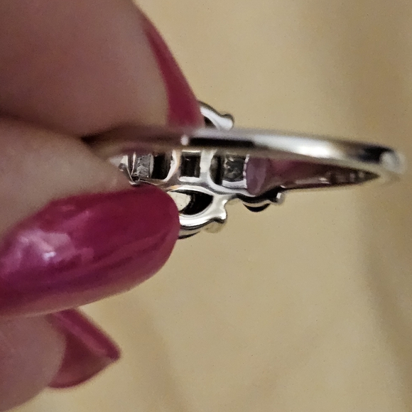 Sz 6, Oval Violet Aurora Moonstone, Amethyst side stones,925 Silver, Rhodium,NWT - Picture 12 of 15